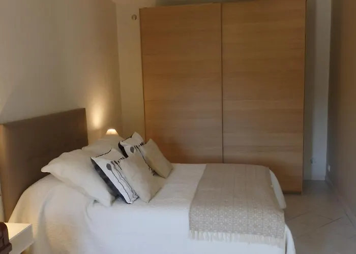 Apartamento Grand Au Calme Proche D'avignon Lirac